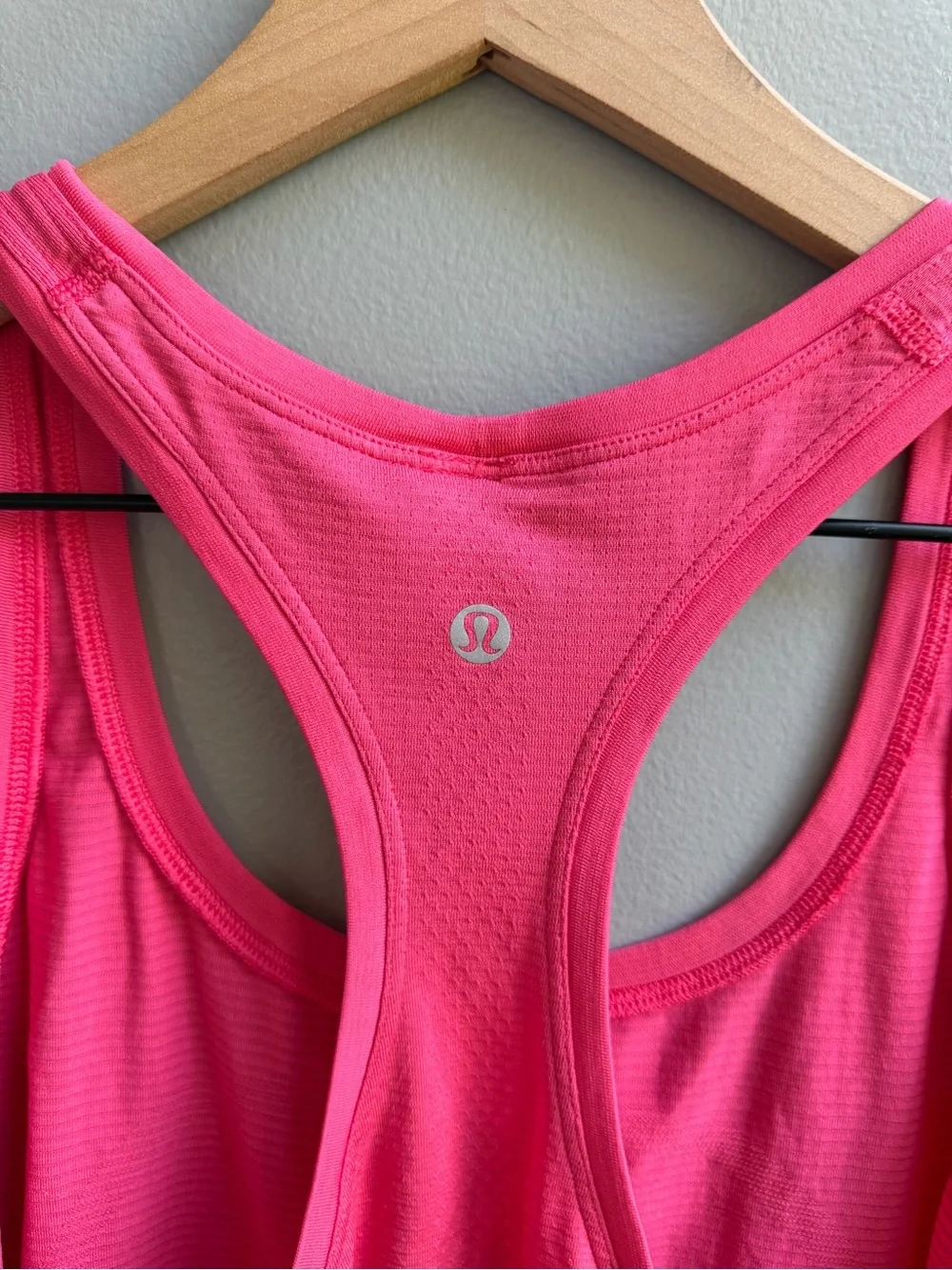 lululemon athletica lululemon swiftly
